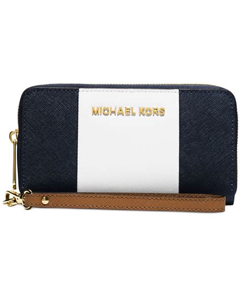 michael michael kors jet set travel large coin multifunction wallet|Michael Kors multifunction wallet.